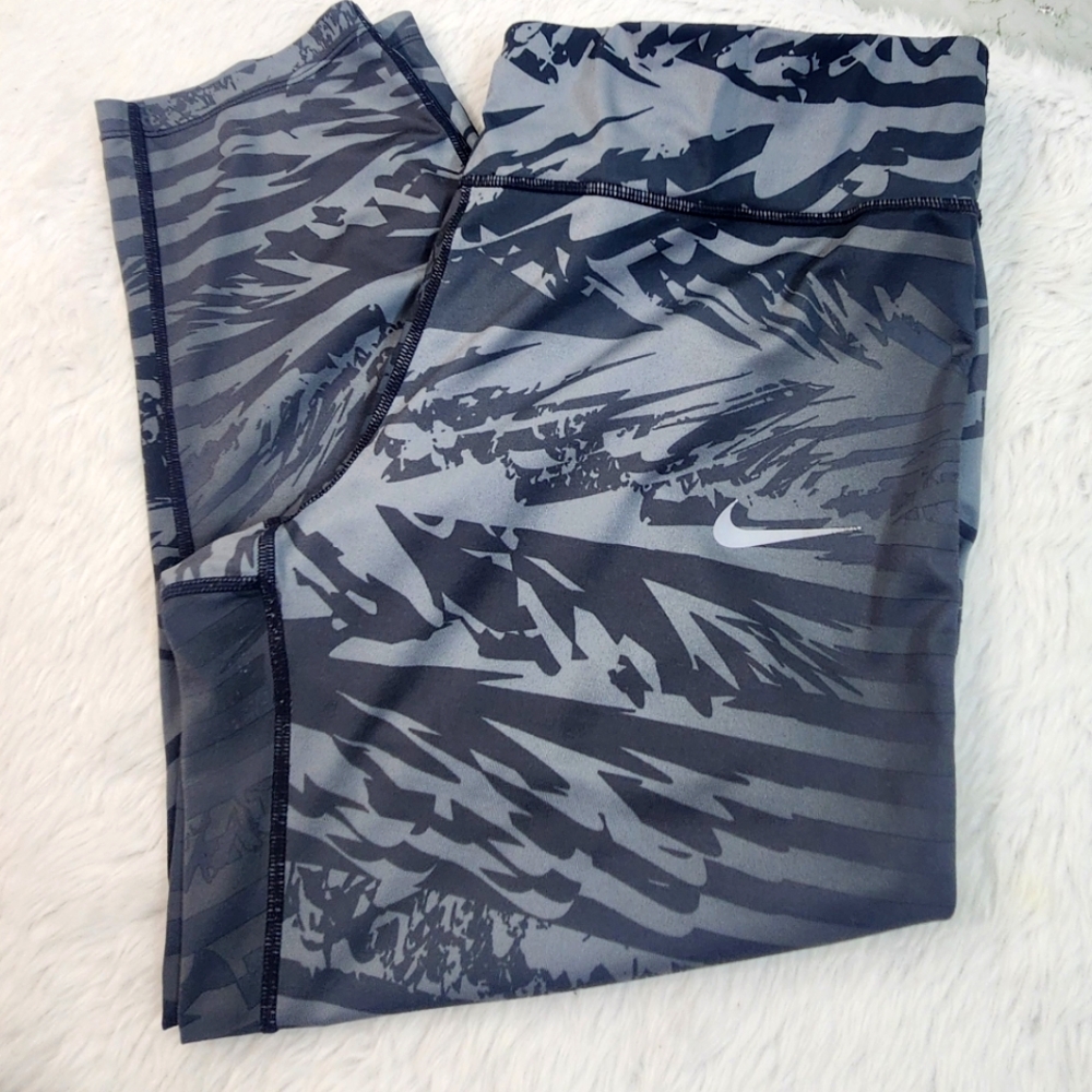 NIKE DRI-FIT Leggings